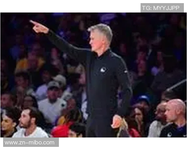 科尔分享负荷管理经验强调赛前准备12人掌控比赛节奏的重要性 科尔分享负荷管理经验强调赛前准备12人掌控比赛节奏的重要性